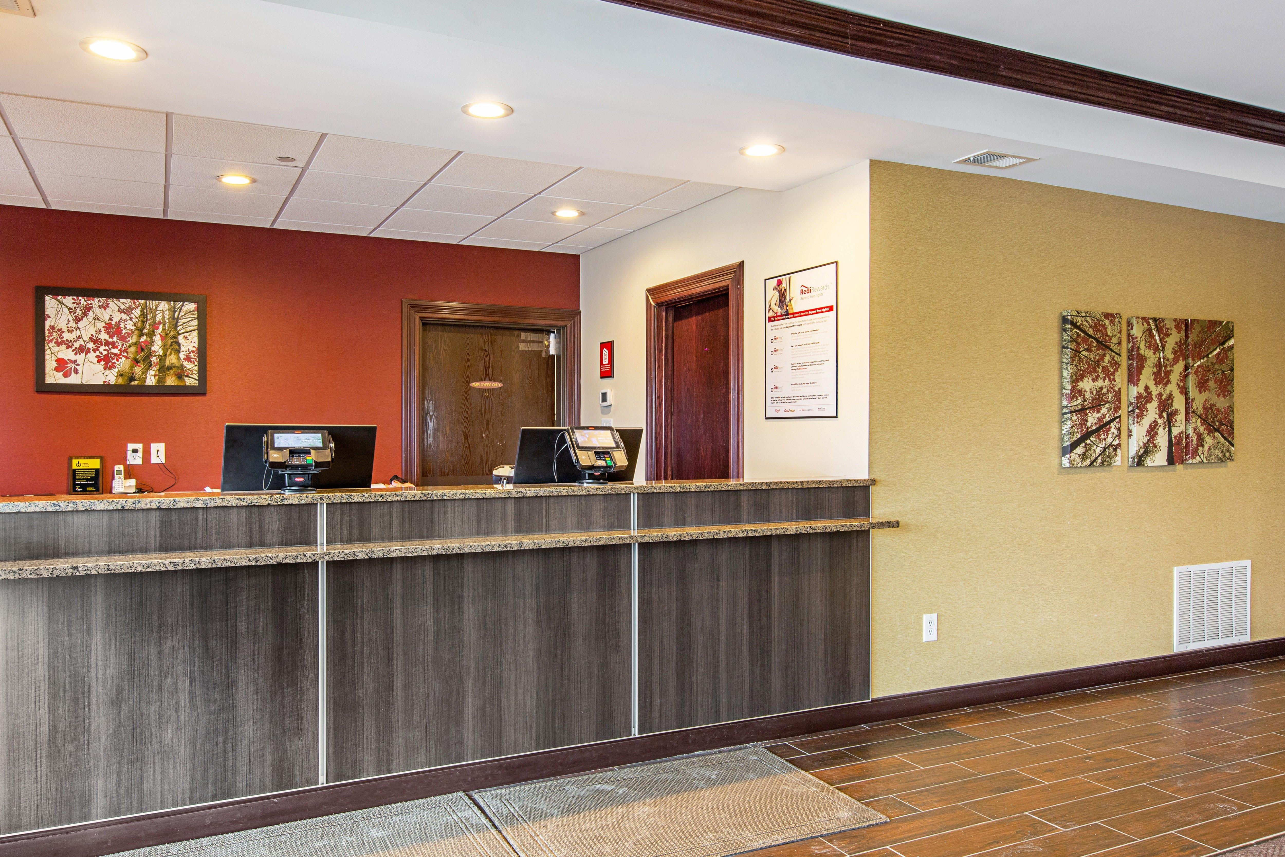 Red Roof Inn & Suites Omaha - Council Bluffs Zewnętrze zdjęcie