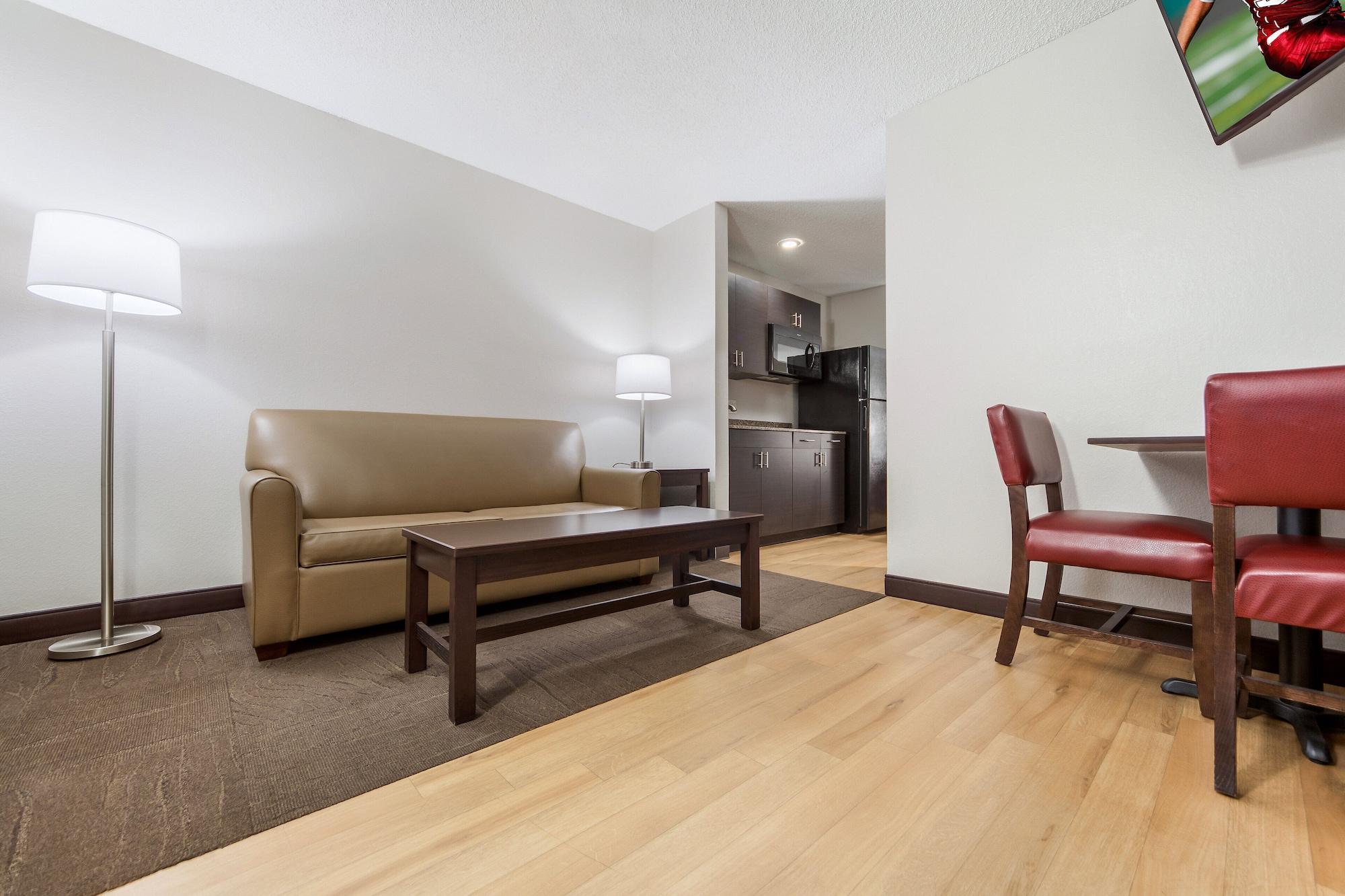 Red Roof Inn & Suites Omaha - Council Bluffs Zewnętrze zdjęcie